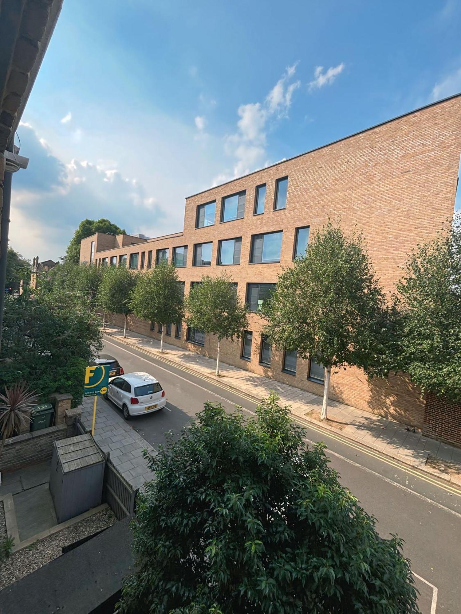 Double Bedroom In Clapham Londra Exterior foto